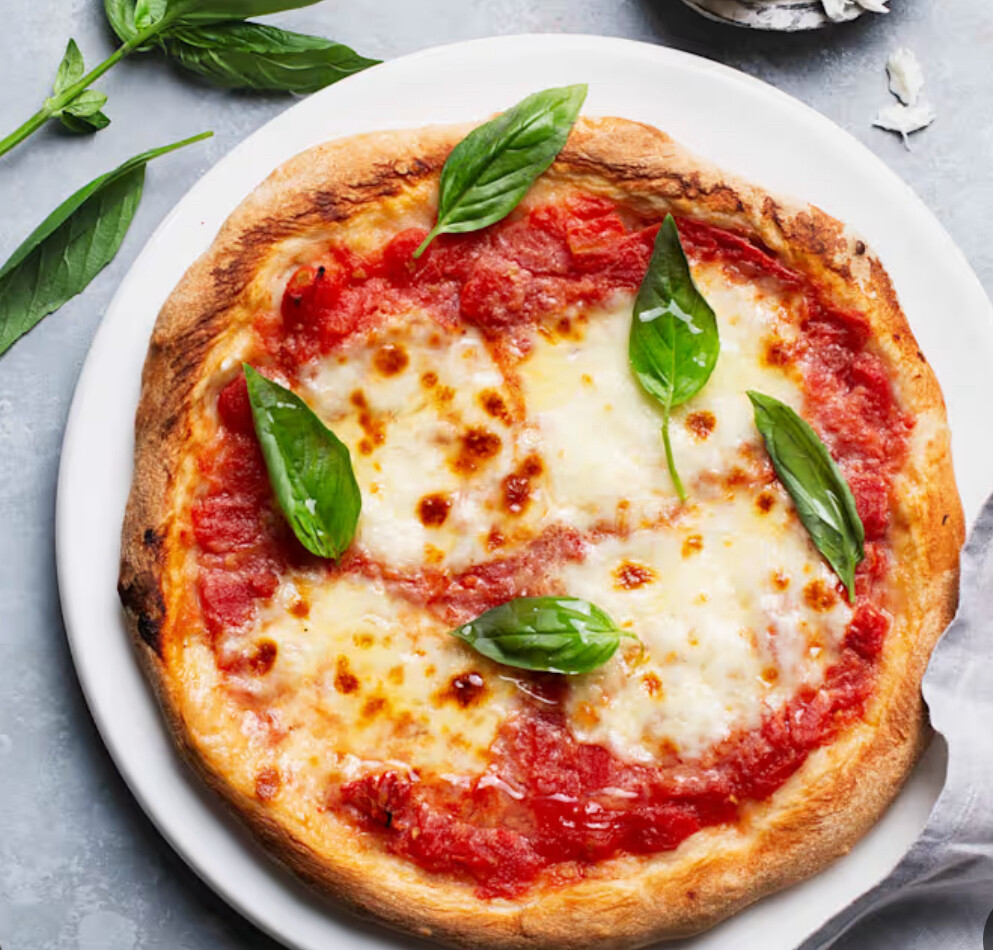 need worker for fatayr and pizza  - 2