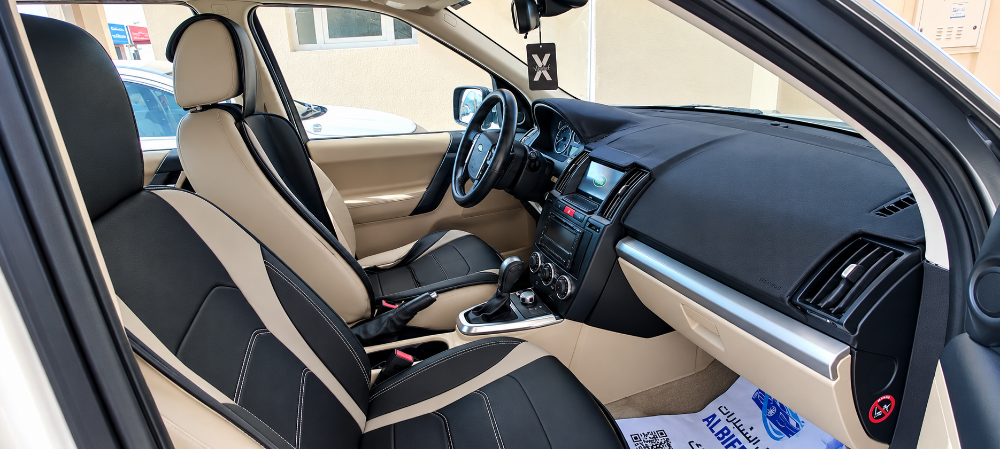Land Rover LR 2 - 3