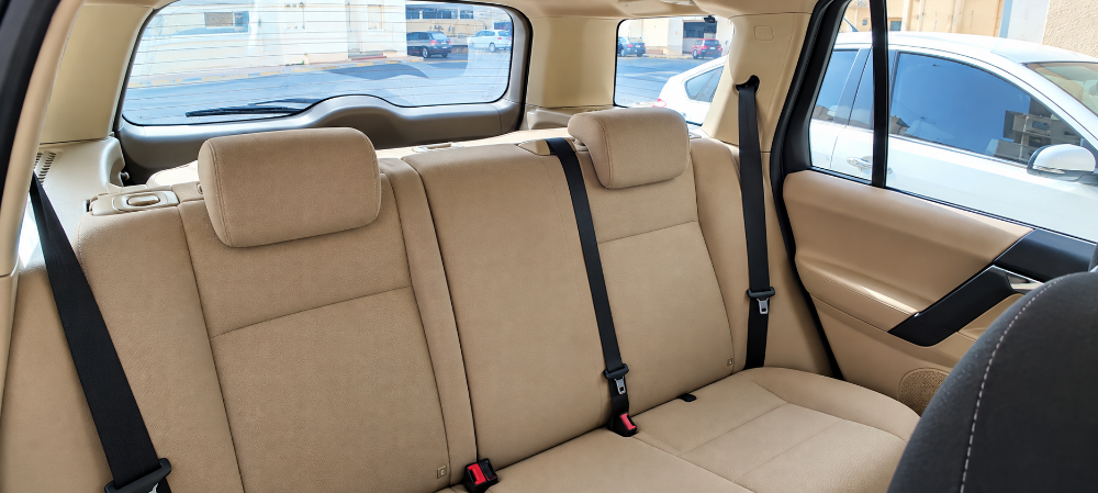 Land Rover LR 2 - 8