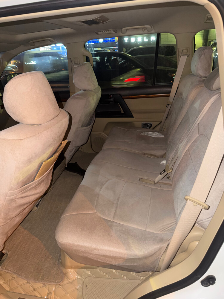 Toyota Land Cruiser GXR - 4