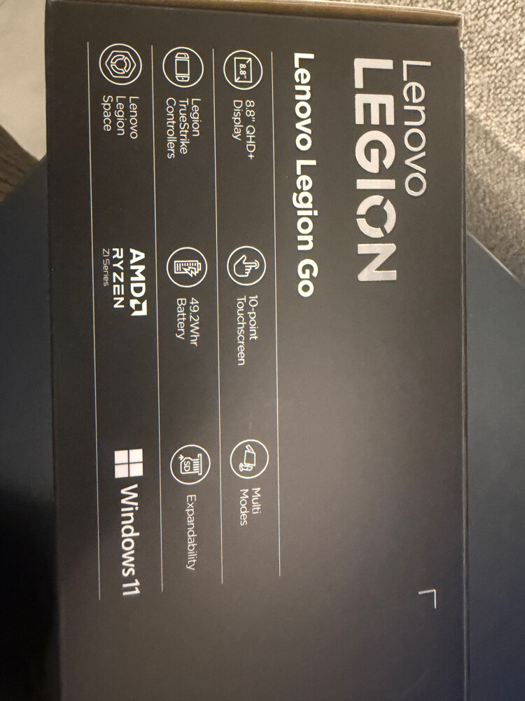 Lenovo Legion Go – 1TB - 3