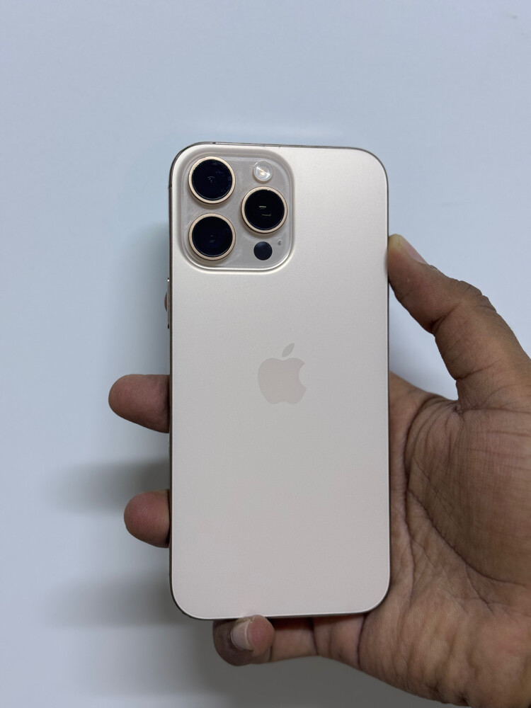 iPhone 16 Pro Max 256GB - 1