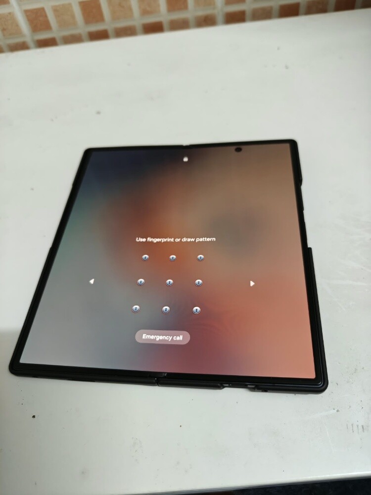 Samsung z fold ultra 512&watchultra - 1