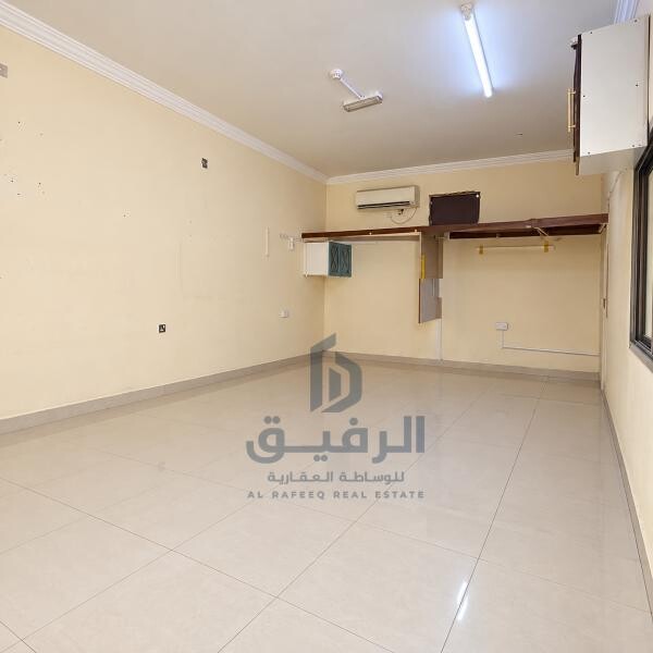 For Rent | Carpentry Workshop - 4