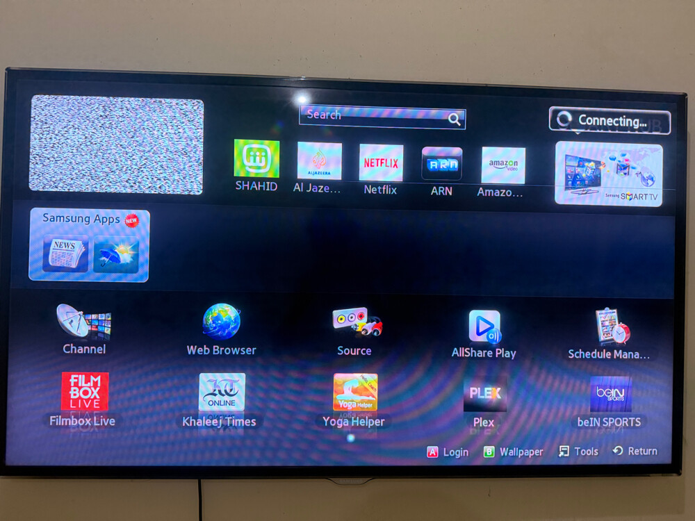 Samsung smart TV 55 inch - 1