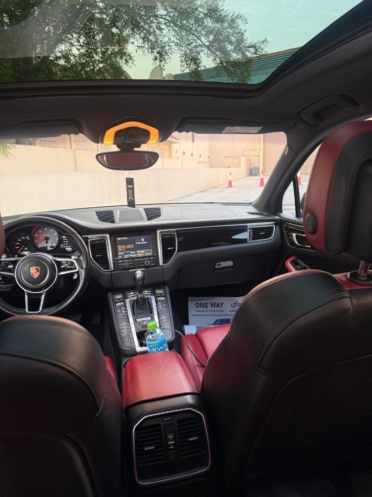 Porsche Macan S - 6