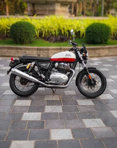 ROYAL ENFIELD INTERCEPTOR 650 - 1