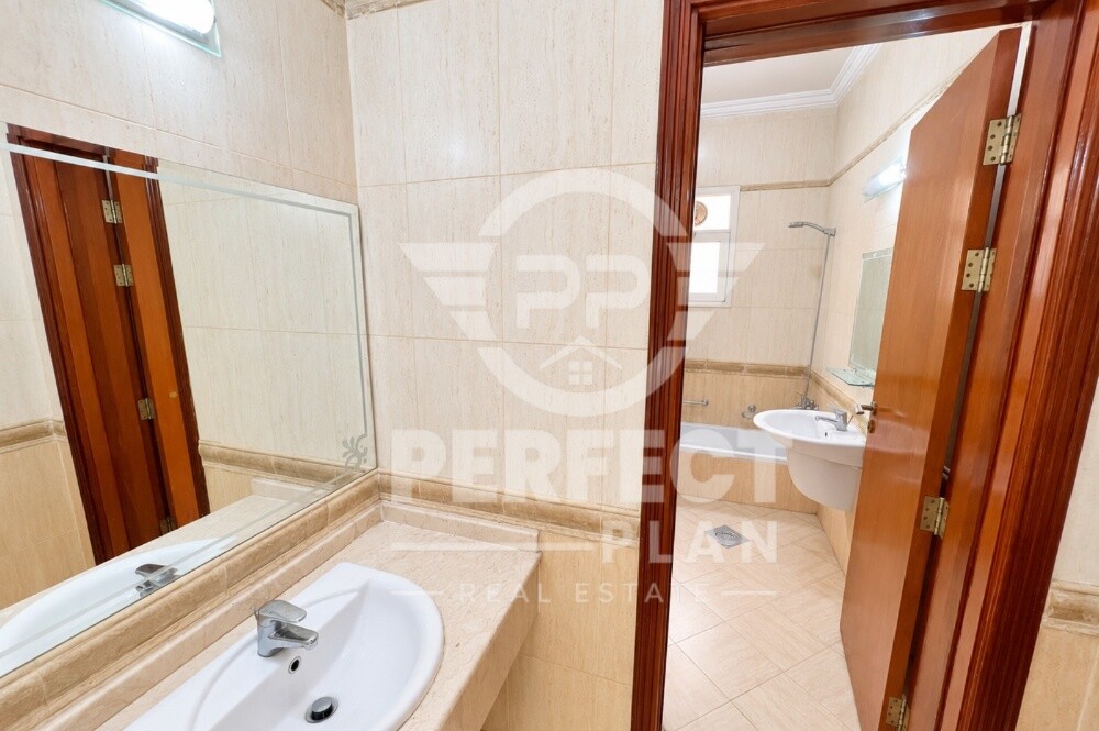 For rent a villa in AlGharrafa - 8