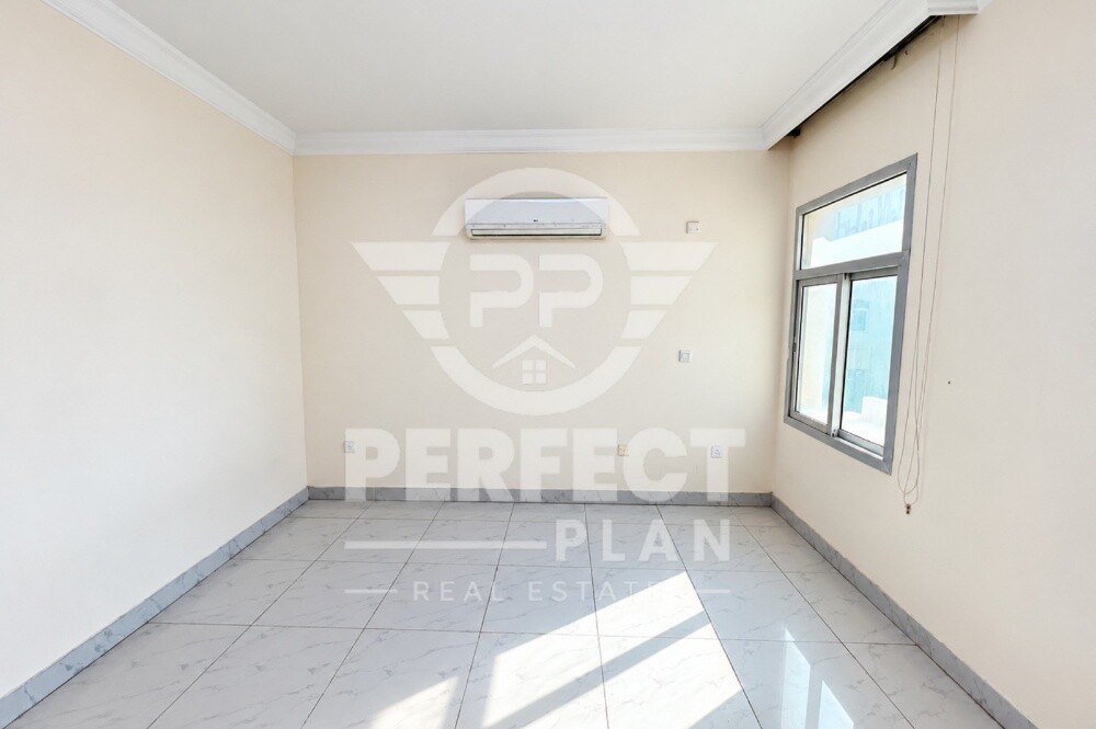 For rent a villa in AlGharrafa - 12