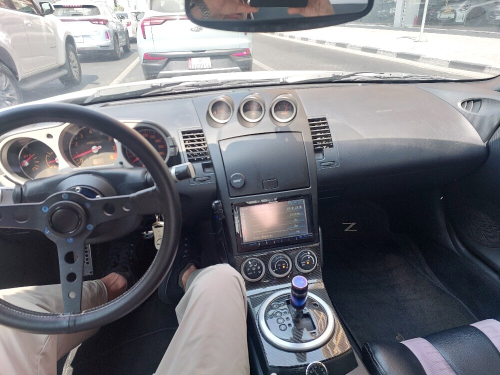نيسان 350 - 1