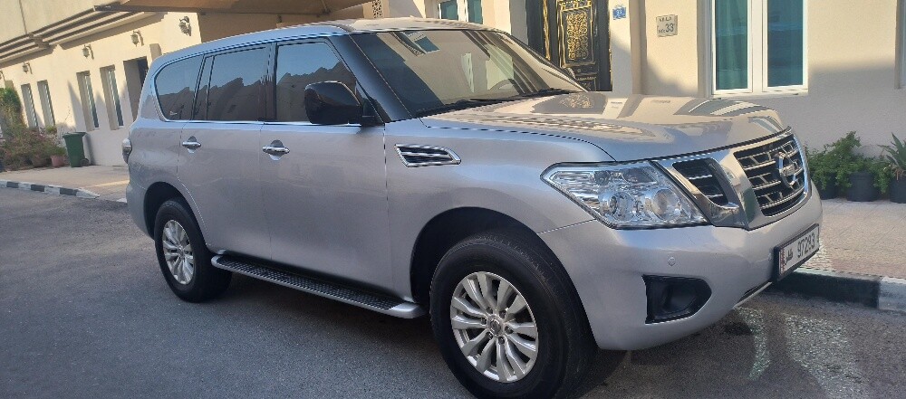 2017 Nissan patrol SE - 1
