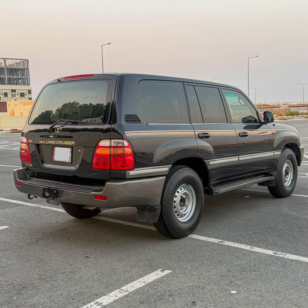 للبيع في اكس ار 2000 اسود - 7