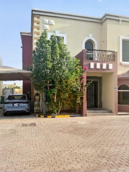 SPACIOUS VILLA 3 BDR - 15