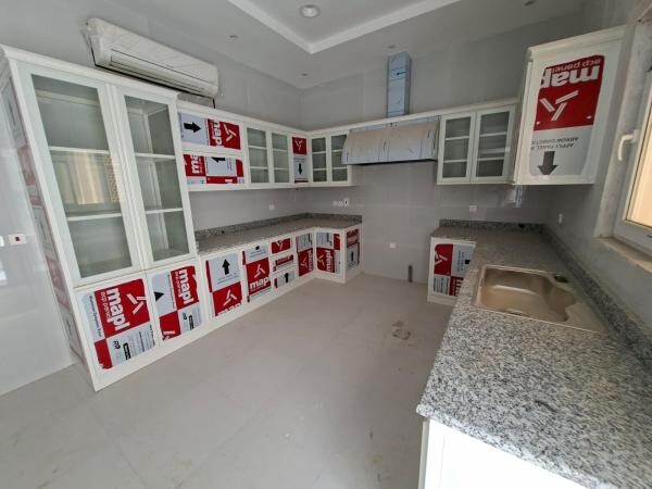 8 BR VILLA W/ DRIVER & ROOM - 10
