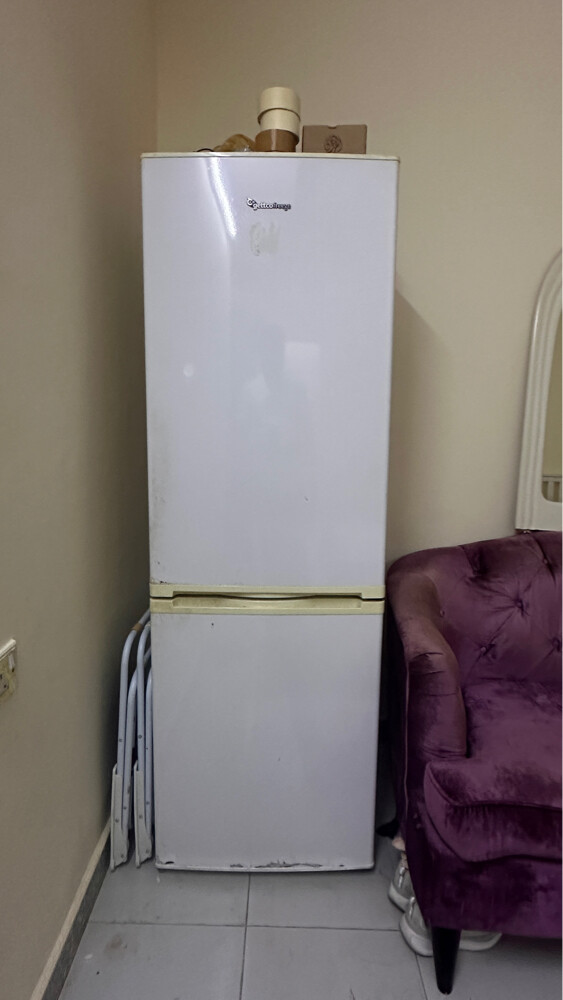 HOUSEHOLD ITEMS - 4