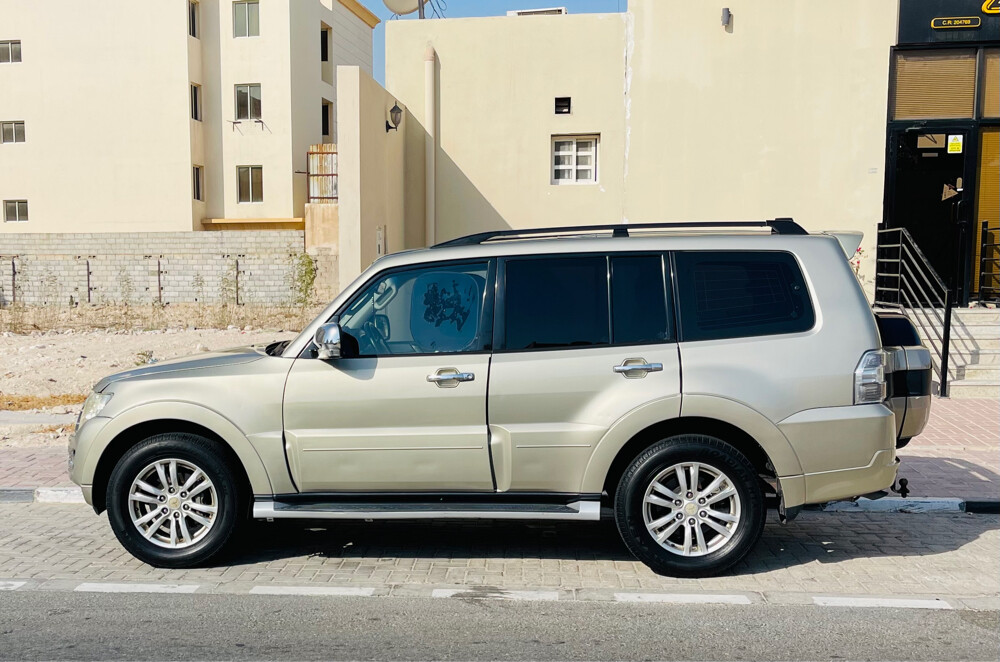 Mitsubishi Pajero 3.8 excellent car - 5
