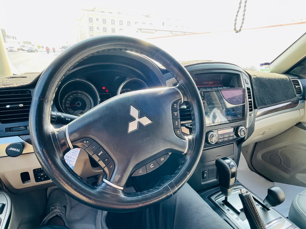 Mitsubishi Pajero 3.8 excellent car - 2