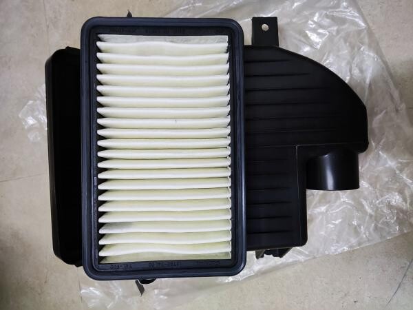 Genuine Suzuki Ciaz-Air Filter - 2