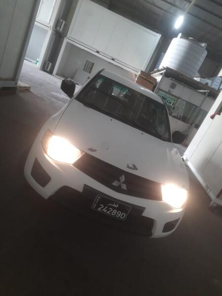2014 Mitsubishi L200 Pickup - 1
