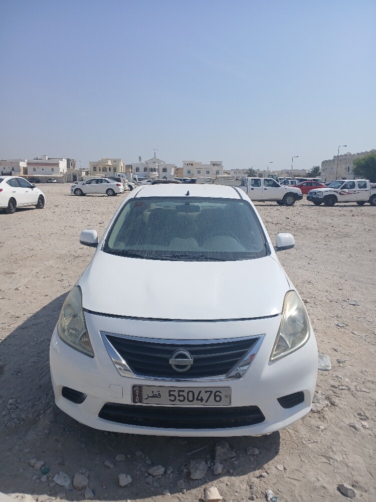 Nissan Sunny 2013 - 4