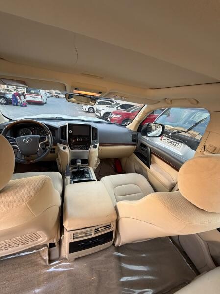 LANDCRUISER GXR V8 2017 150KM QR120 - 6