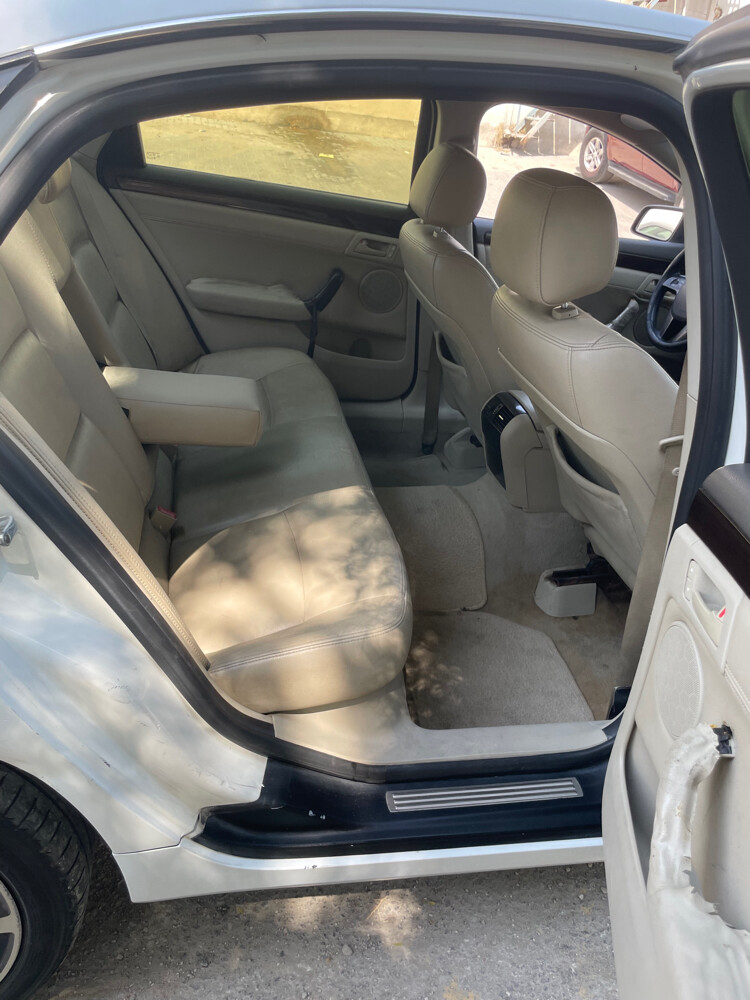2007 Caprice in good condition. - 6