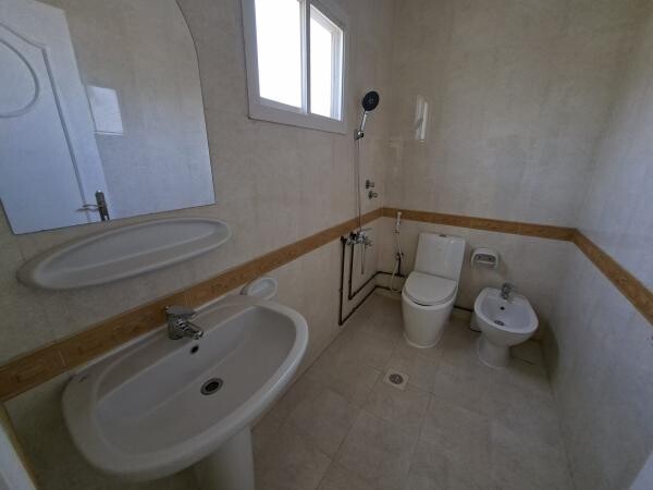 4BR VILLA + & LAUNDRY -ALHILAL - 15
