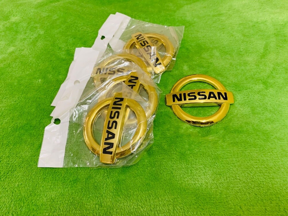 Nissan Sunny Badges - 1