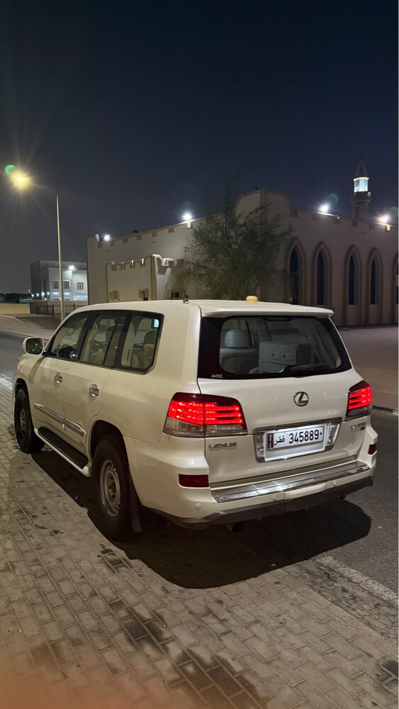 LEXUS LX570 2009 - 3