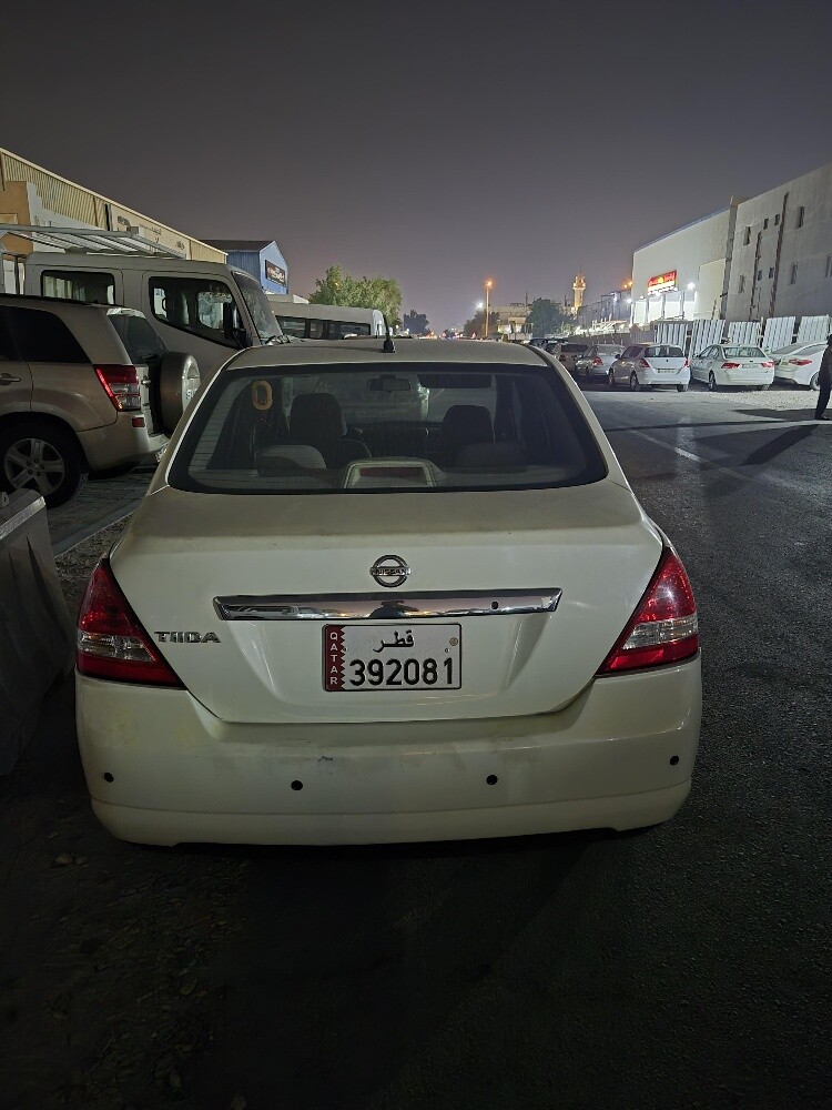 Nissan Tiida - 2