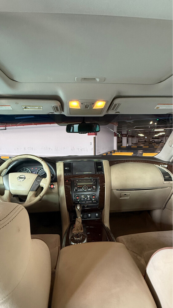 Nissan Patrol SE V8 5.6 - 6