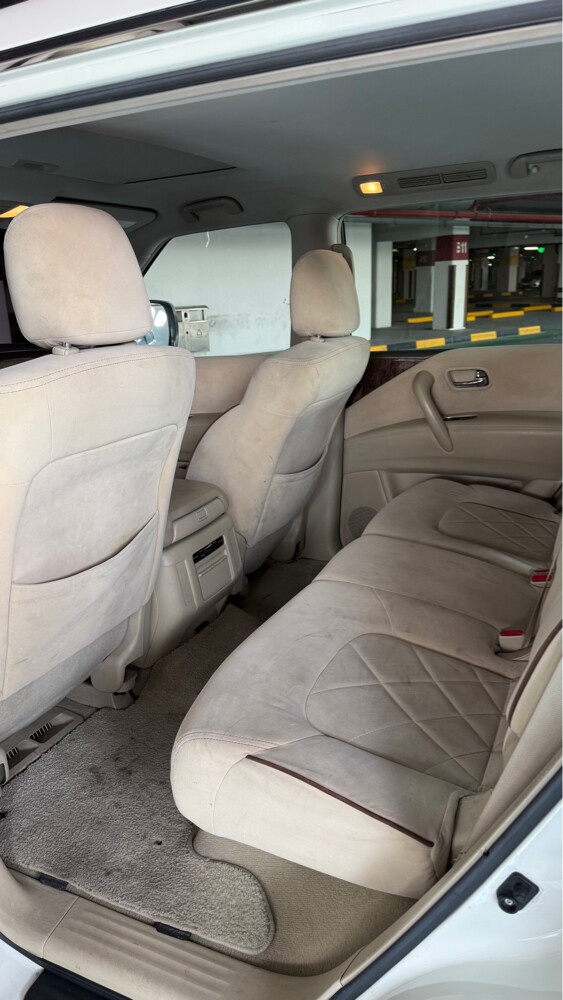 Nissan Patrol SE V8 5.6 - 8