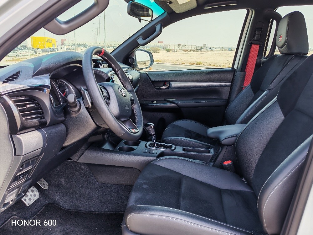 Hilux GR Sport - 9