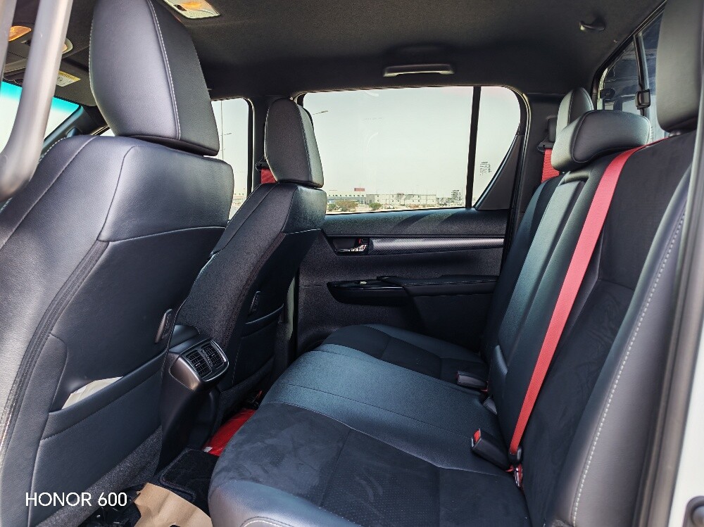 Hilux GR Sport - 7