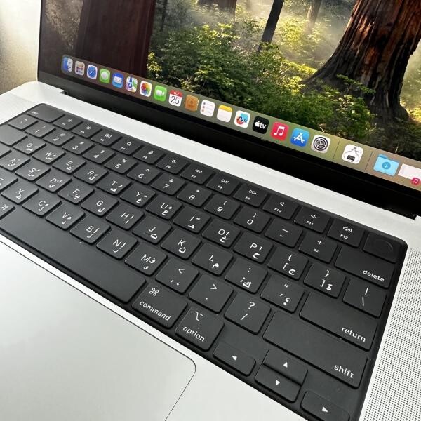 MacBook Pro 16 A2485 Only 3,100 - 2
