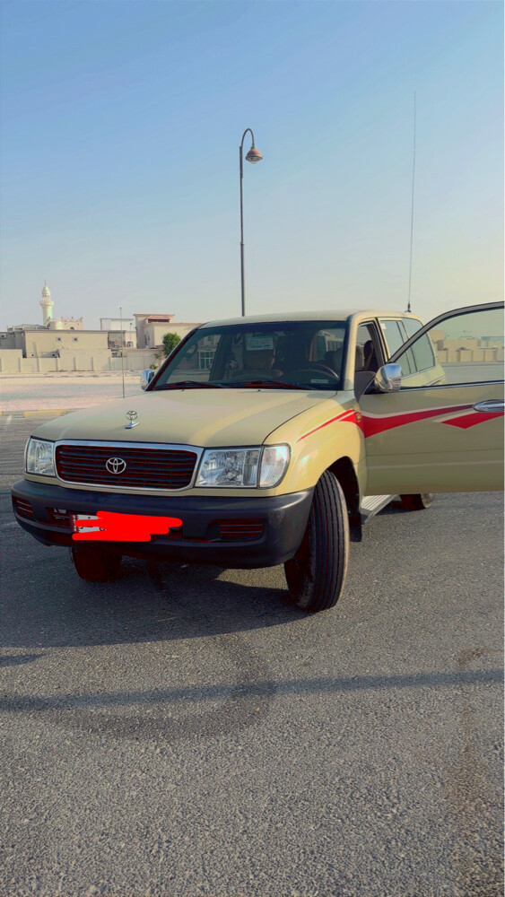 second owner 2 minor accidents only - 1
