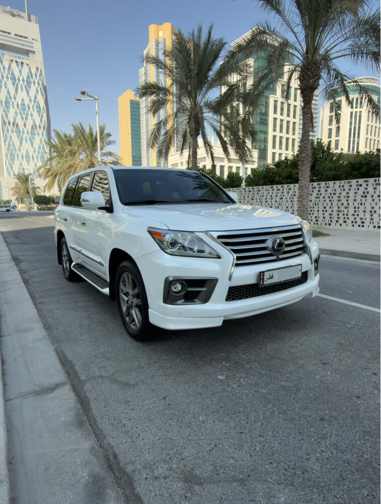 2014 lexus LX570  - 6