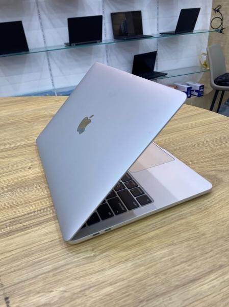 MacBook Pro A2289 Only 1,000QR - 4