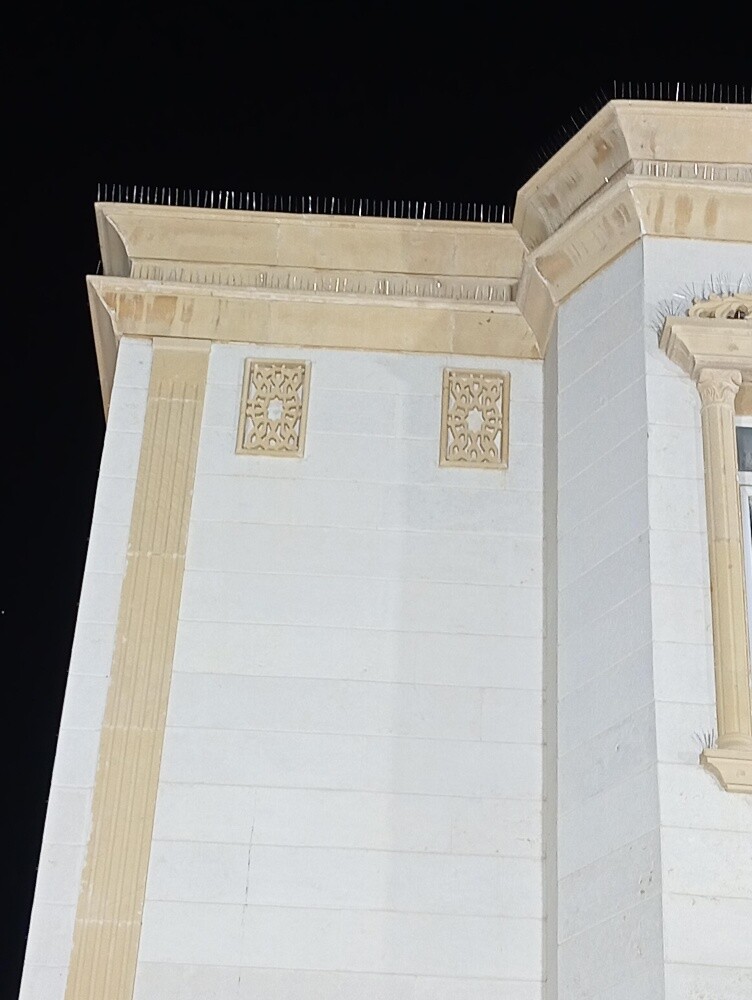 موانع الحمام 70277021 - 13