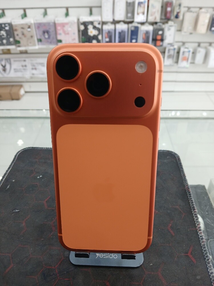 iPhone 17 Pro - 1