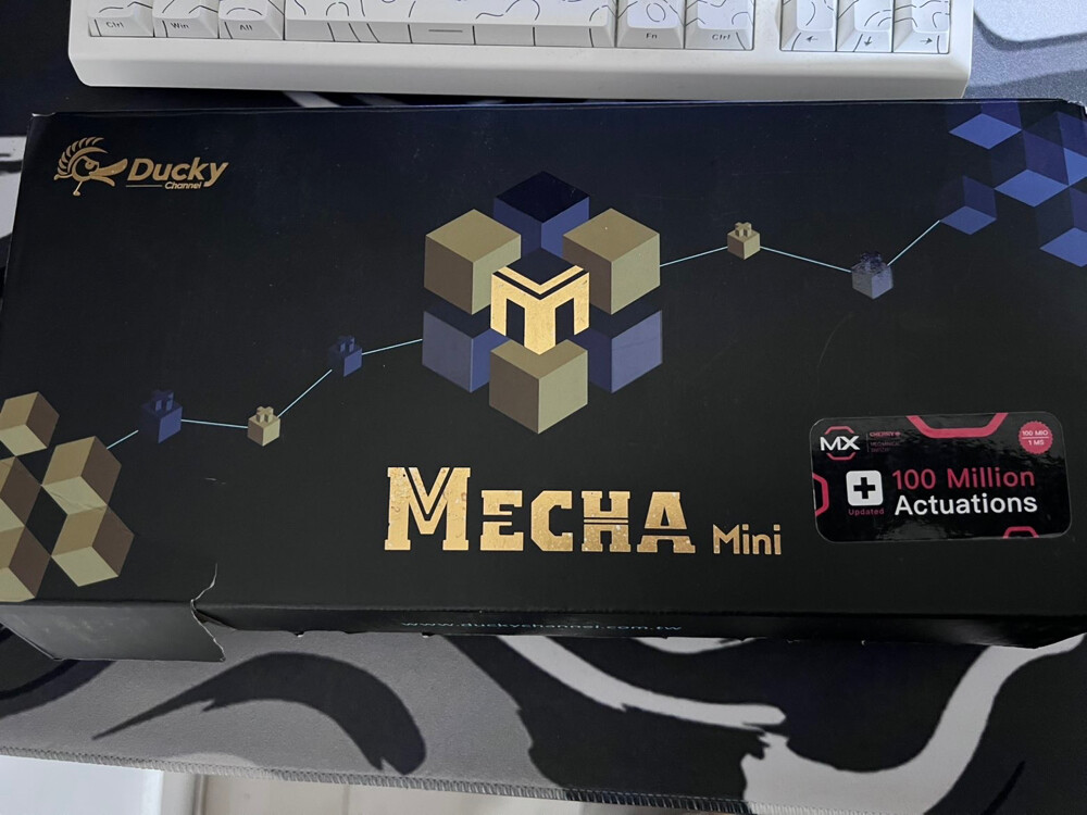 Ducky Mecha Mini keyboard - 2