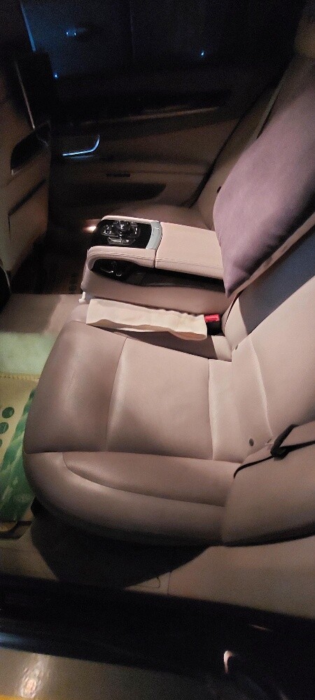 BMW 760Li, M Package, 6.0L,V12 - 11