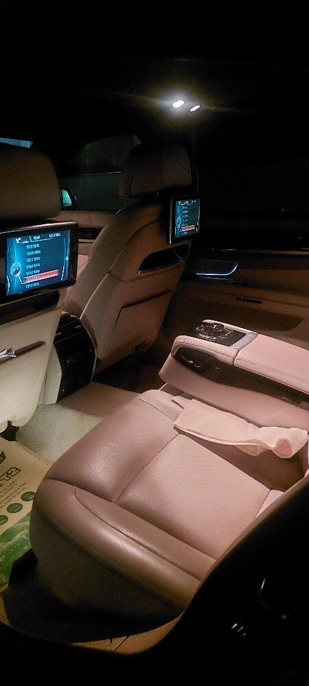 BMW 760Li, M Package, 6.0L,V12 - 7