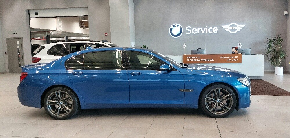 BMW 760Li, M Package, 6.0L,V12 - 1