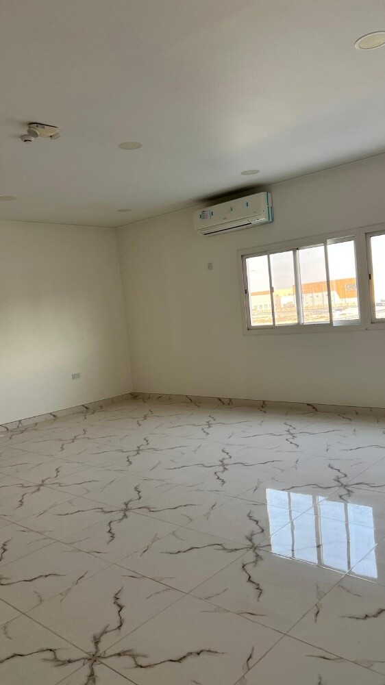 For Rent:Fully Equipped - 11