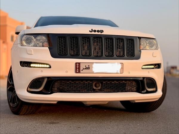 Jeep Grand Cherokee SRT-8 - 3