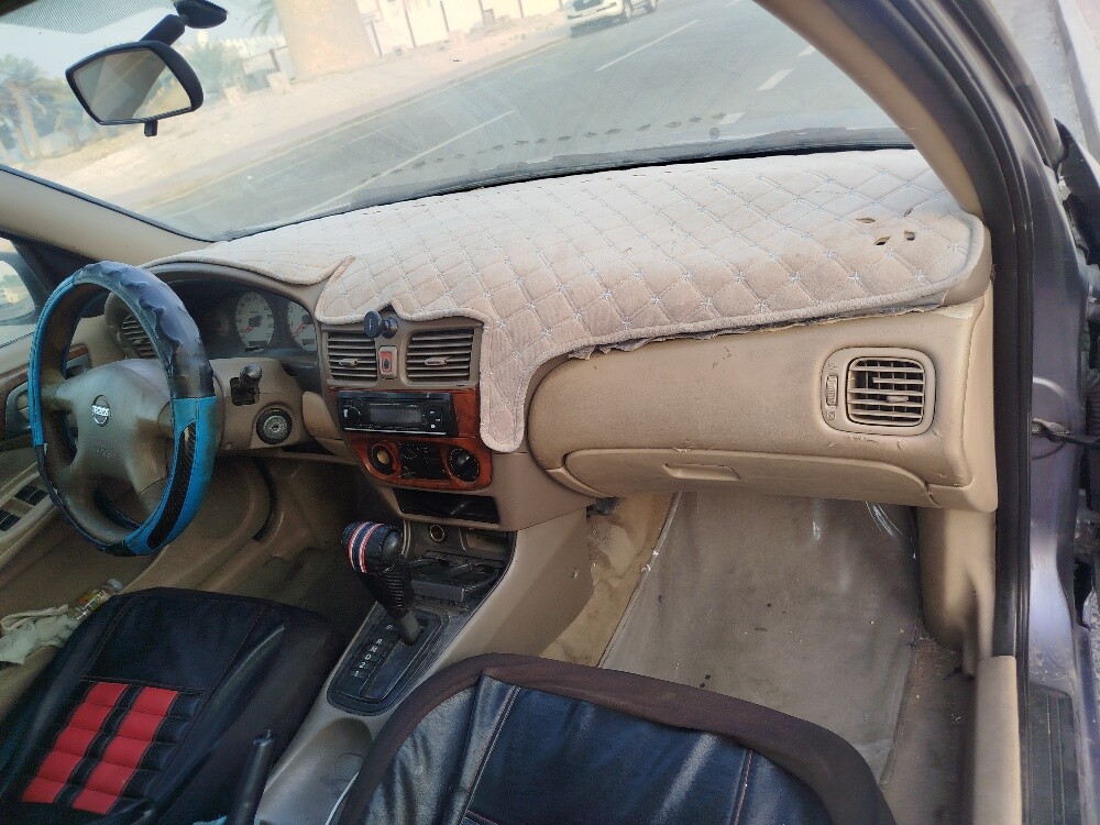 Nissan sunny - 7