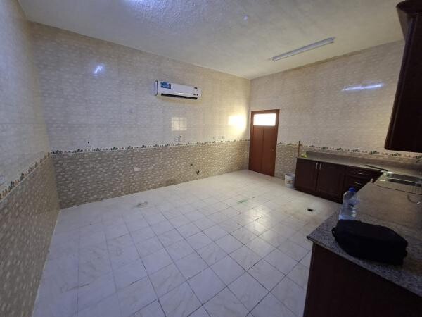 6BR VILLA FOR RENT, AIN KHALED - 12