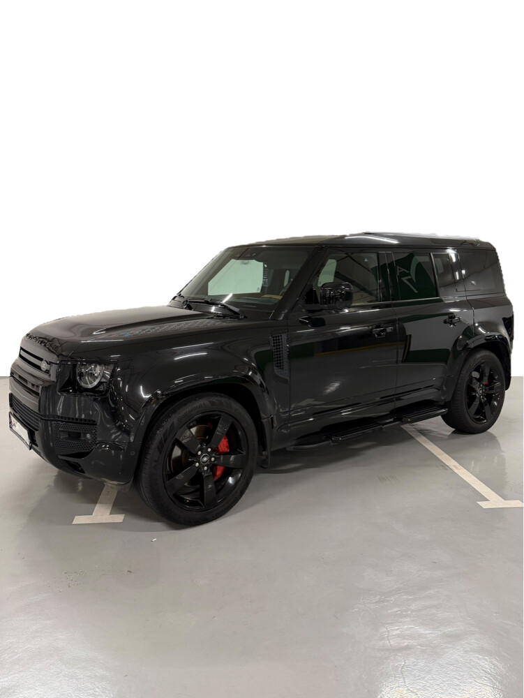 ديفندر اكس ستة سلندر - 1