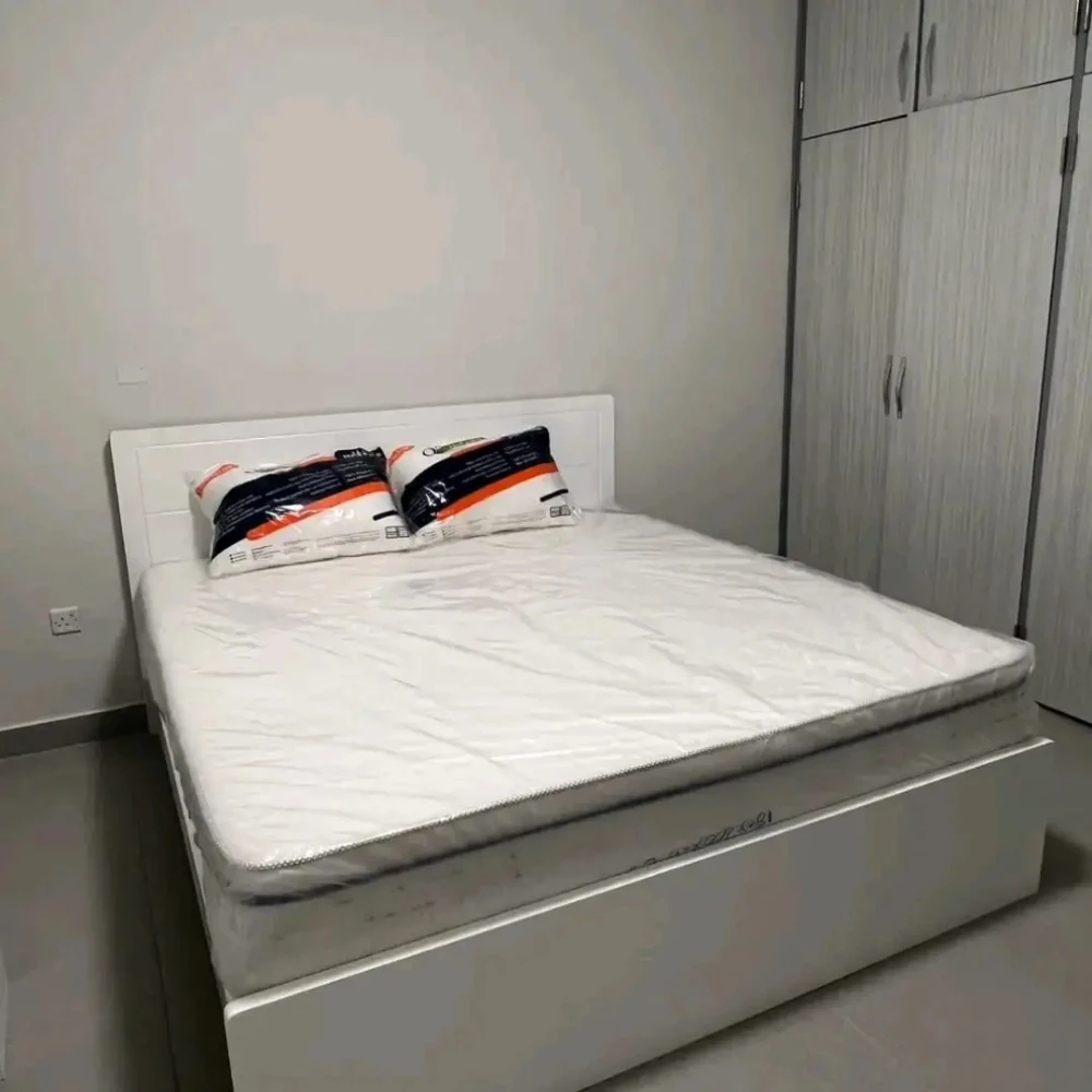 Bed and matters available - 4